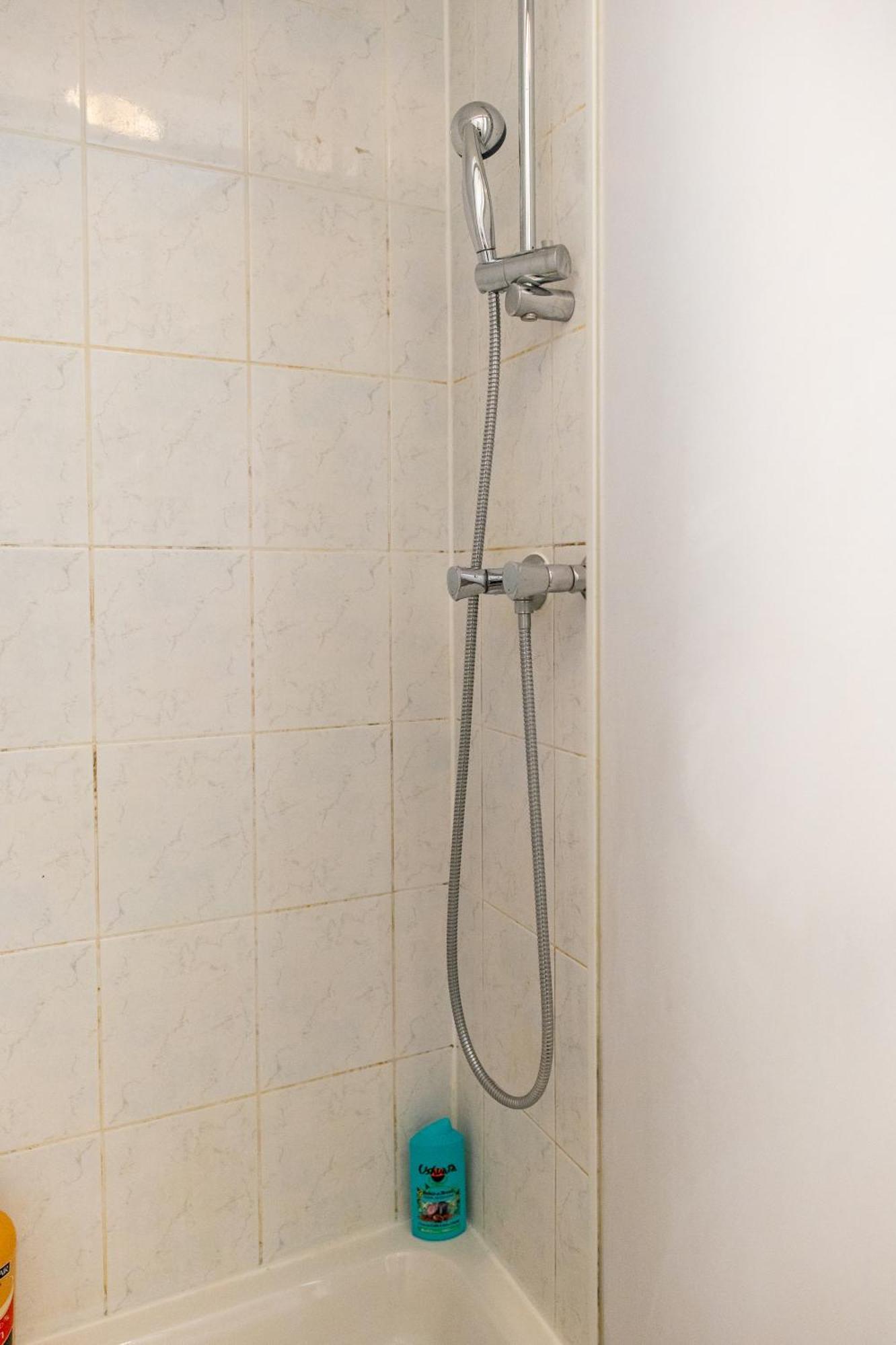 Villeurbanne Centre Appartement Meuble Luaran gambar